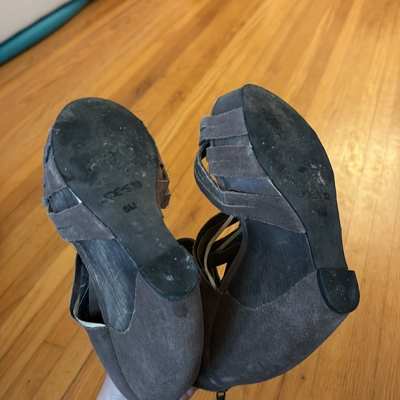 Joe's Jeans Gavin Sandals - Picture 2 of 5